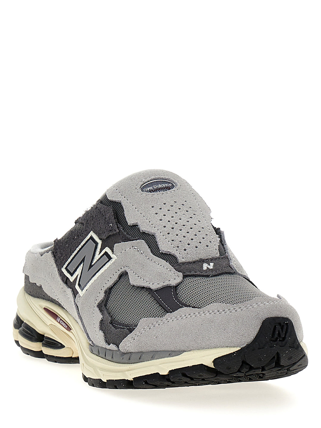 2002 Protection Pack Sneakers Gray