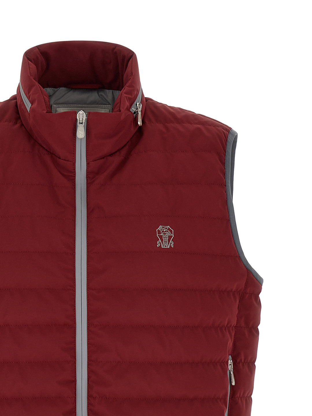 Brunello Cucinelli Logo Vest Gilet - Red | 89bae8cdeba4759b981a50f45434e3f78890c342