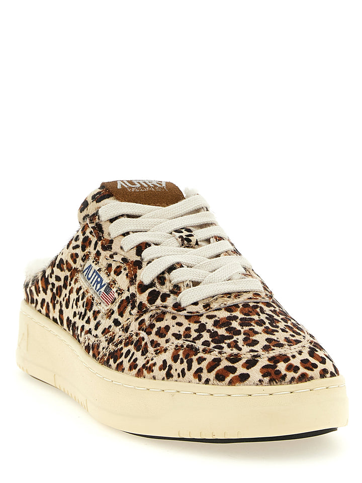 Autry Medalist Easeknit Sneakers - Brown | ff152f7c28f99f70e91cc727c448f0303ae746b2
