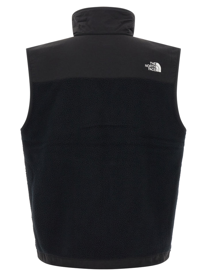 The North Face Retro Denali Gilet - Black | 7044d02314c51a4518cc5290b97da0c11ebb2540