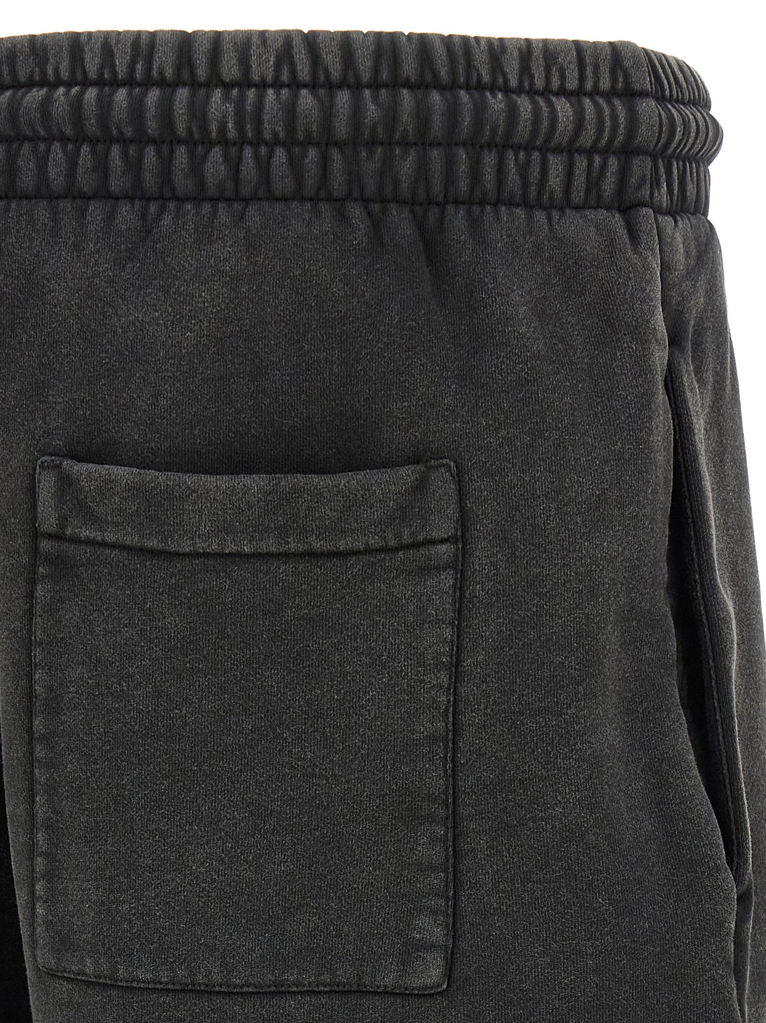 Off-White Outline Arrow Skate Bermuda and Short - Black | 1a839fd65700063091e0a2b15a9b6e9c6d505ff1