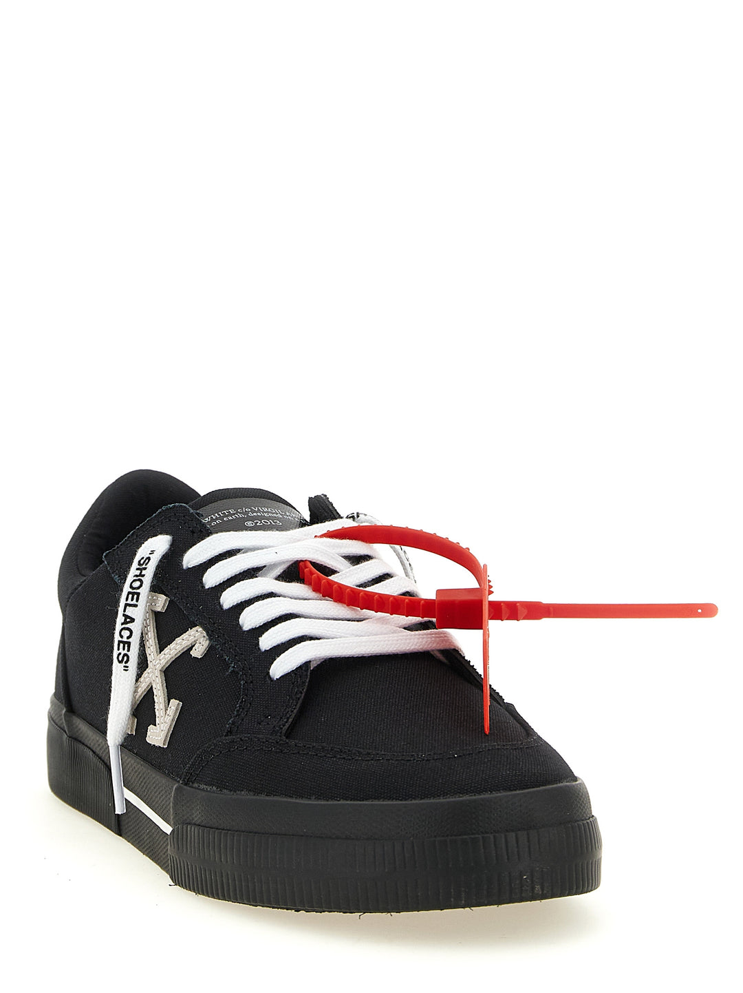 Off-White Vulcanized Sneakers - White/Black | 4bf002e60d757e887d28de239dc92e0fb54df040