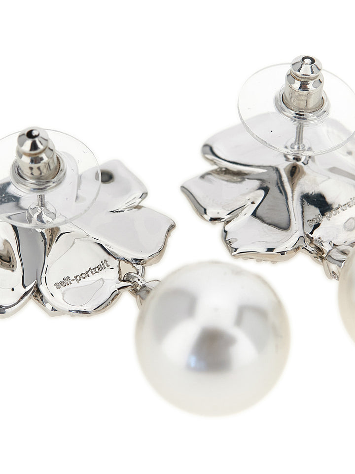 Self Portrait Mini Crystal Flower Pearl Jewelry - Silver | 4b2d952491ada3a94e0e0e42978dd1cf22f8be37