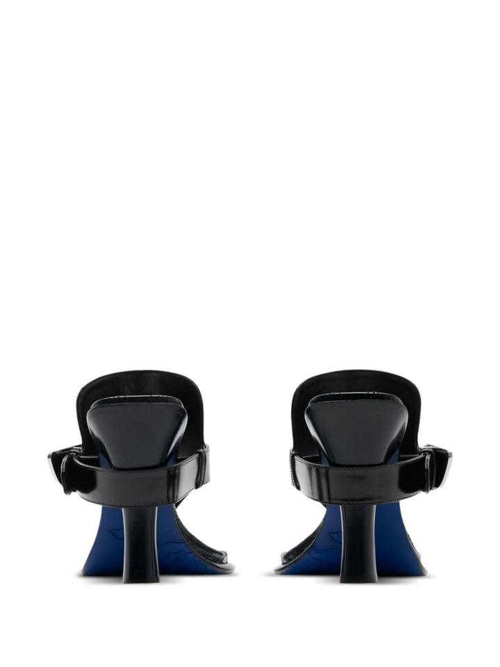 Burberry Bay Sandals - Black | 27d2846dded4fa25730fd6b3340de65b6ae1bf73