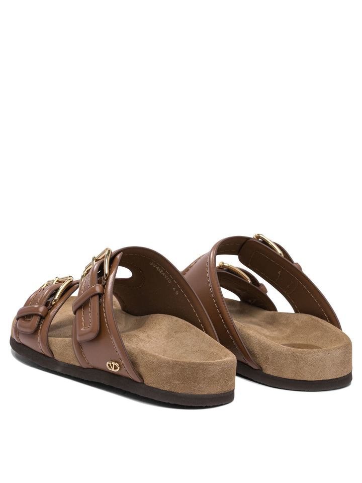 Valentino Garavani Fussfriend Sandals - Brown | 3f862aad8101751e3e3c7398d37dc7ae7ae54849