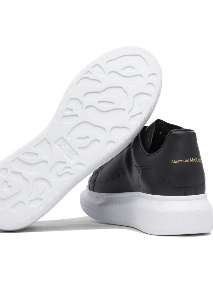 Alexander Mcqueen Oversize Sneakers & Slip-On - Black | 3a5b041b52a4ba2ac42b28d6990abdb6f19f692b