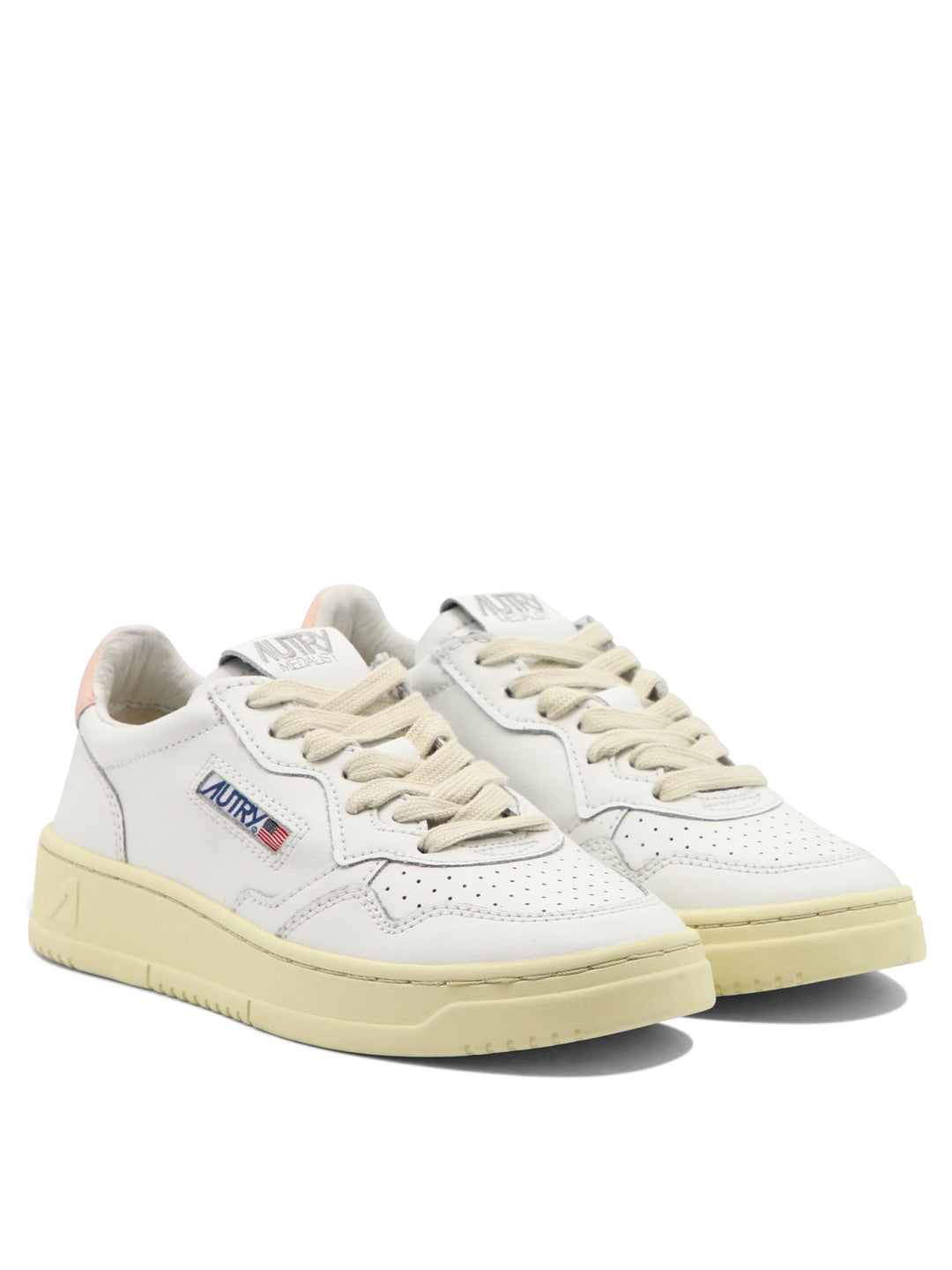 Autry Medalist Low Sneakers & Slip-On - White | 7a0f62ad0a4f8cb0e1acf34e4c1c75e56461c88c