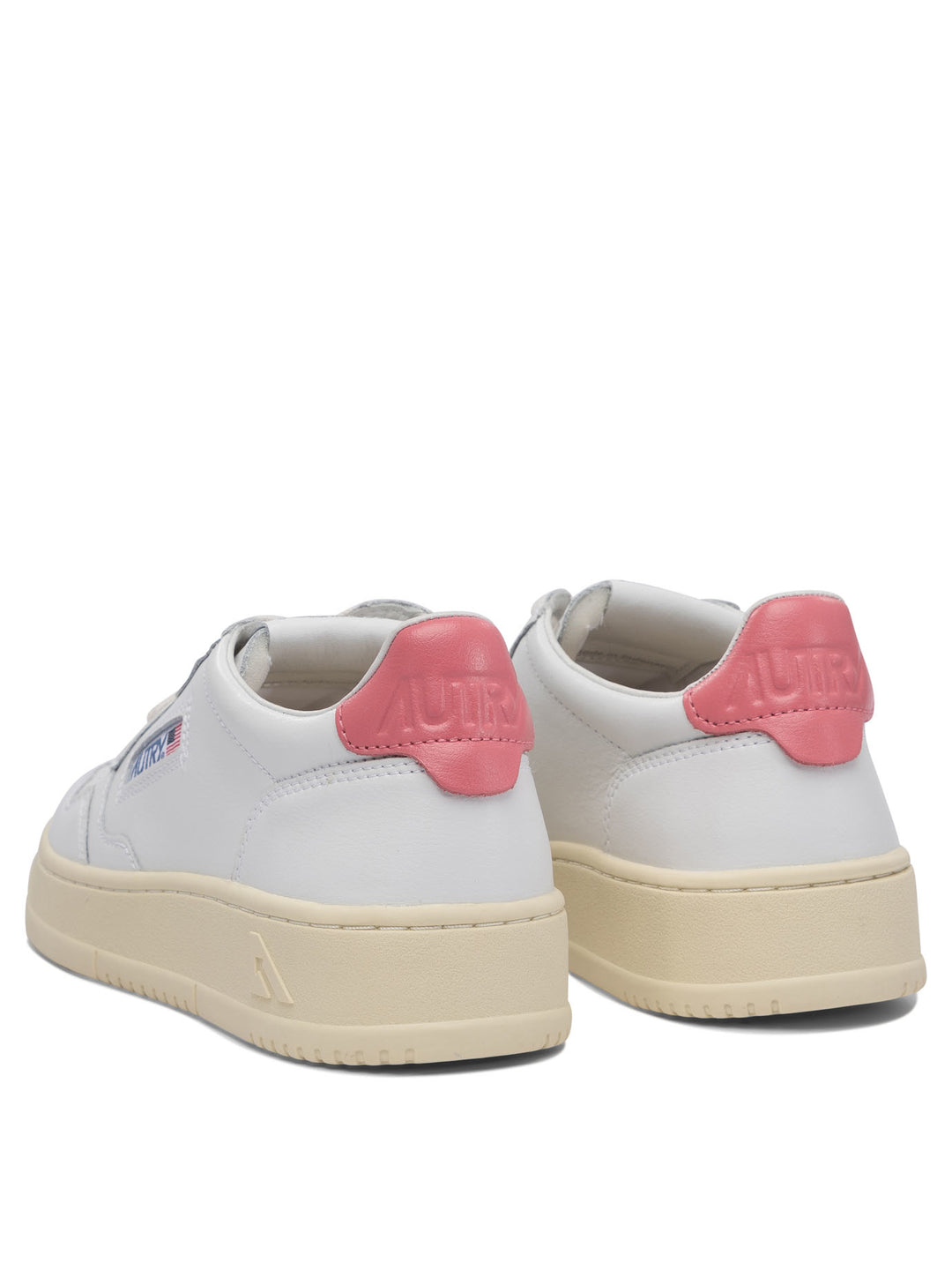Autry Medalist Low Sneakers & Slip-On - White | 8270d837e0a27c91eef91e69637400252f2e88a0