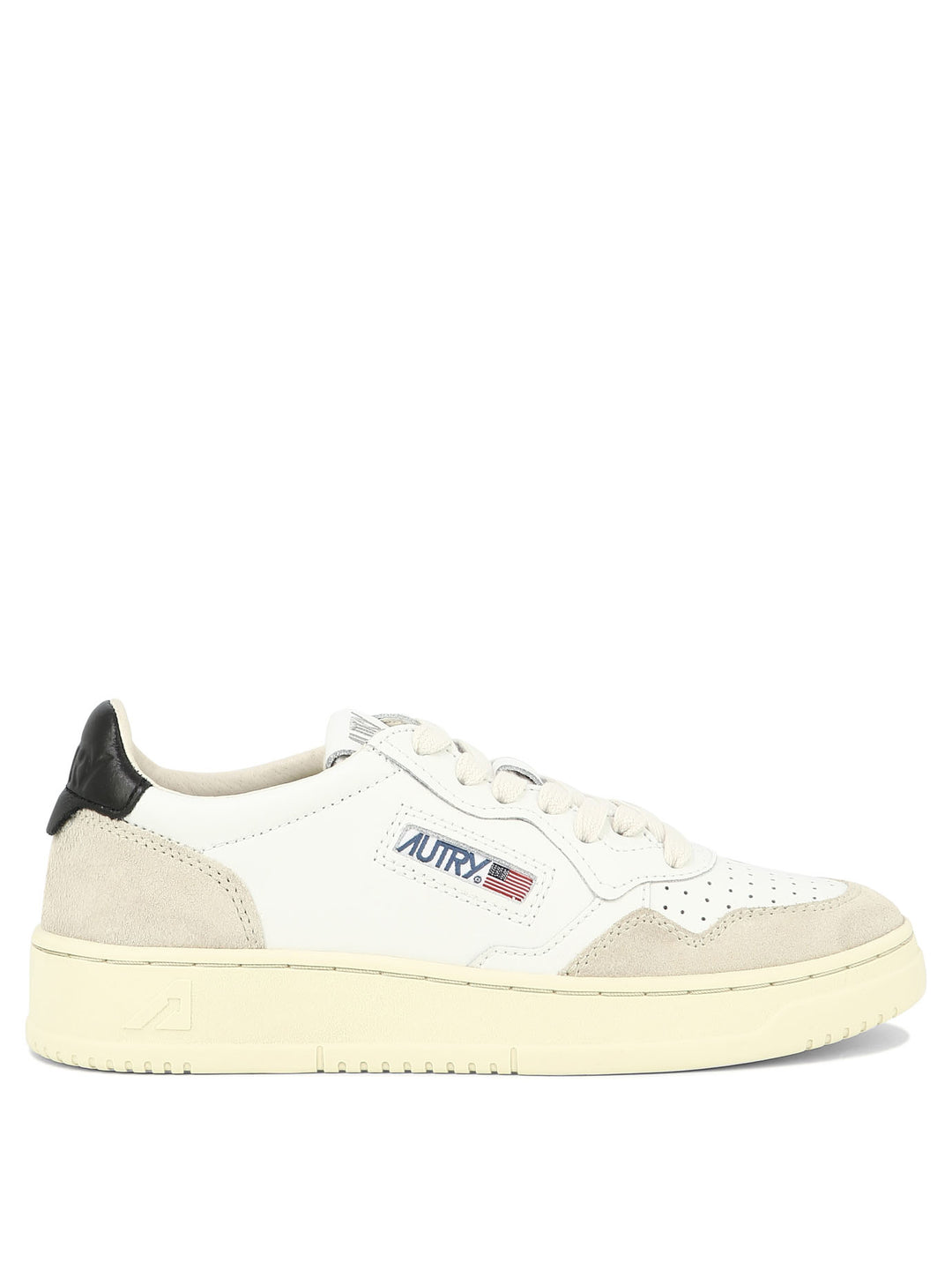 Autry Medalist Low Sneakers & Slip-On - White | ed351606c42f591a5e5222608f6891ae8aea4cab