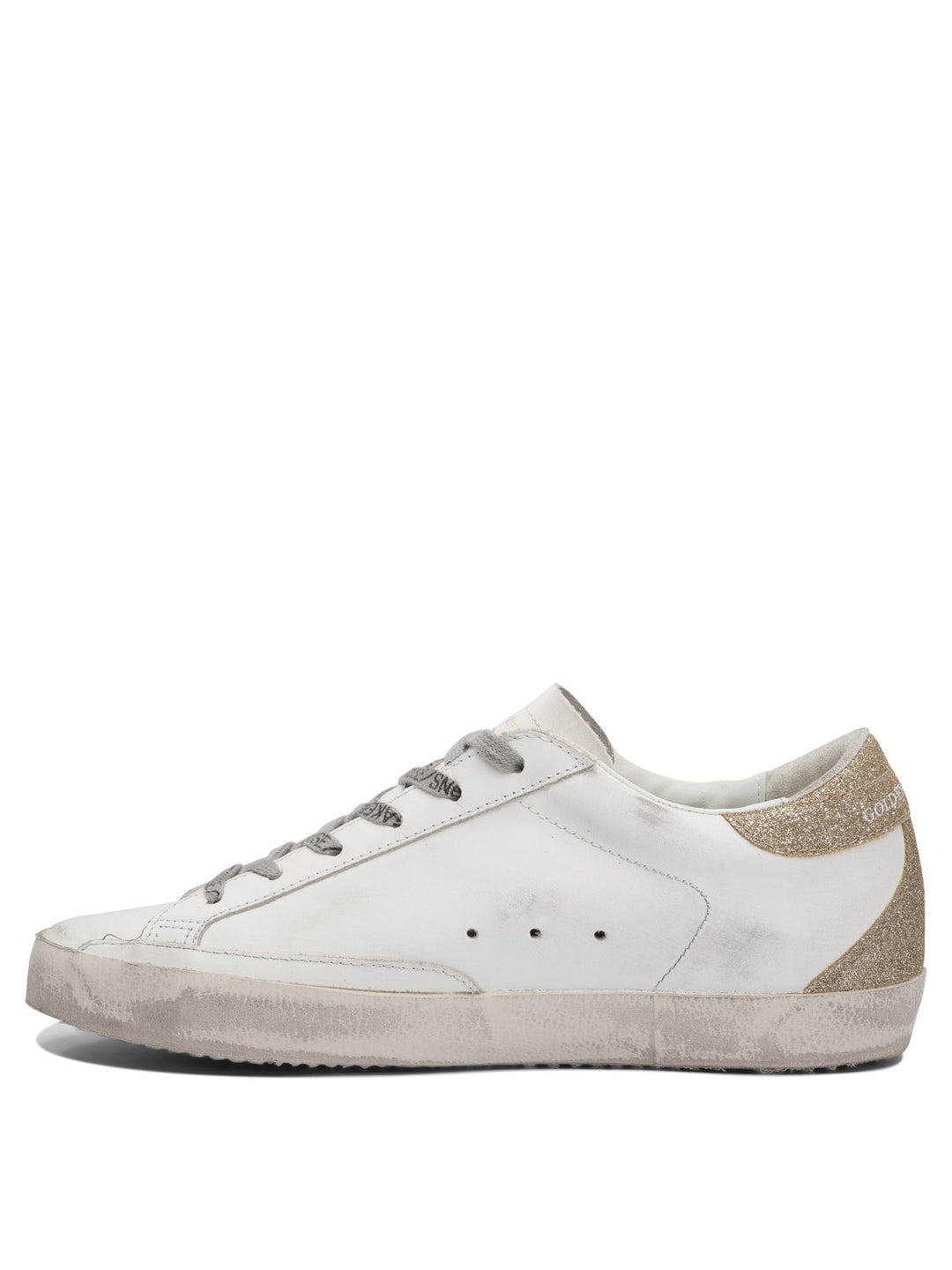 Golden Goose Super-Star Sneakers & Slip-On - White | e3576d21215a344bcc35aa245954fb0673d04175