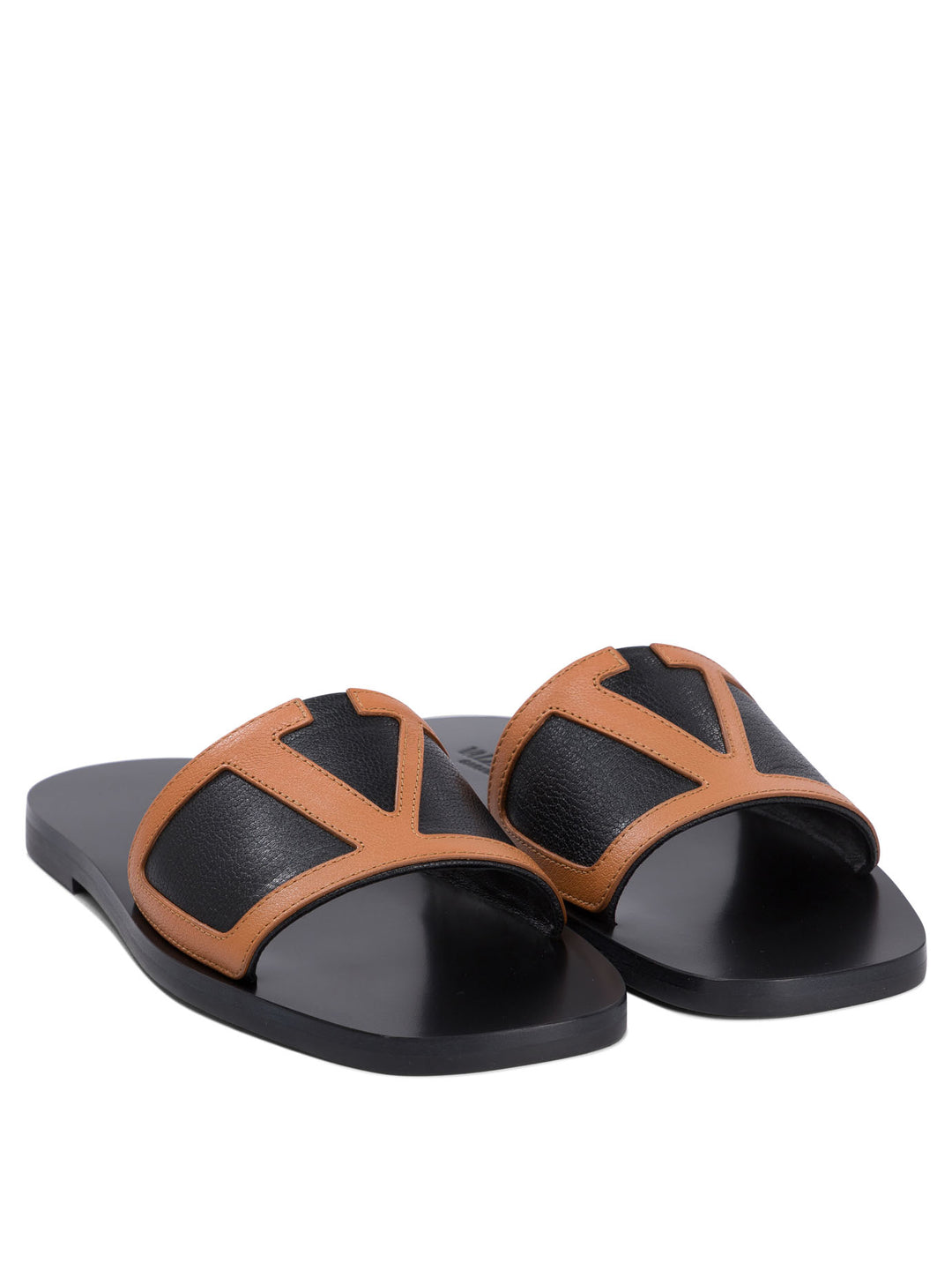 Valentino Garavani Viva Superstar Sandals - Black | 542b0f3fcfba660a0f7c2049a8458d62d73912e0