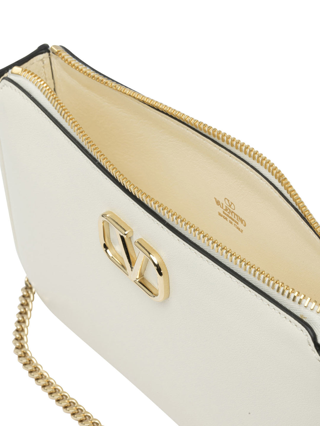 Valentino Garavani Vlogo Signature Shoulder Bag Shoulder Bags - White | c66816761f5937fedb28e8e2c1ccfcfe8f528c9f