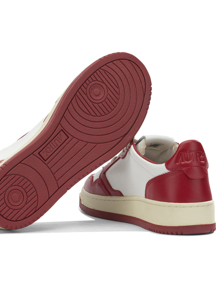 Autry Medalist Low Sneakers & Slip-On - Red | bfe7730f112610cffc98c1c935037106a82b4c63