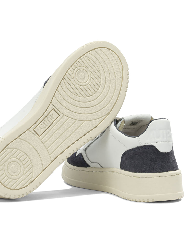 Autry Medalist Low Sneakers & Slip-On - Blue | fe7e5e2a336ae9977ef76800edb920f9a79d995f