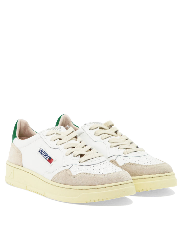 Autry Medalist Low Sneakers & Slip-On - Beige | c5a0dca51d43b9f75dba6b8b0adfb5ebb08ca88d