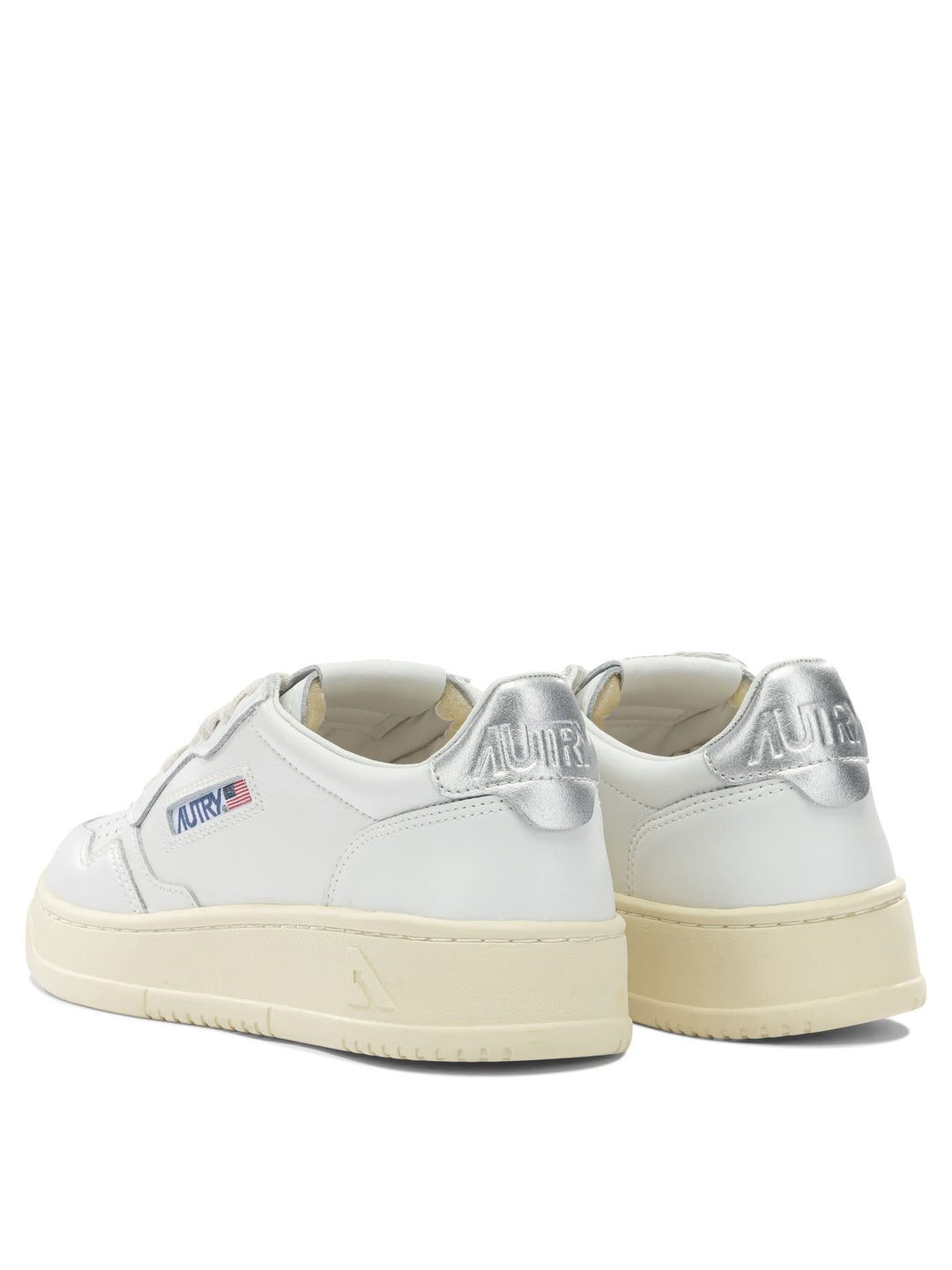 Autry Medalist Low Sneakers & Slip-On - White | 7c3621d663c136c15e5fb7864e64cf5450572eb1