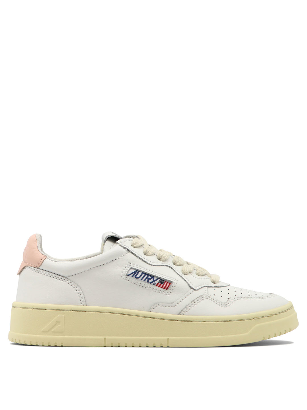 Autry Medalist Low Sneakers & Slip-On - Pink | f76f29d1e50fef318e4124491ace2afe85797585