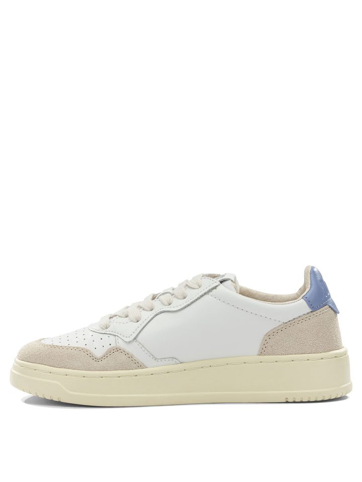 Autry Medalist Low Sneakers & Slip-On - Beige | 3defef5b8aae14d89c433694ed712ea4bbb23c2b
