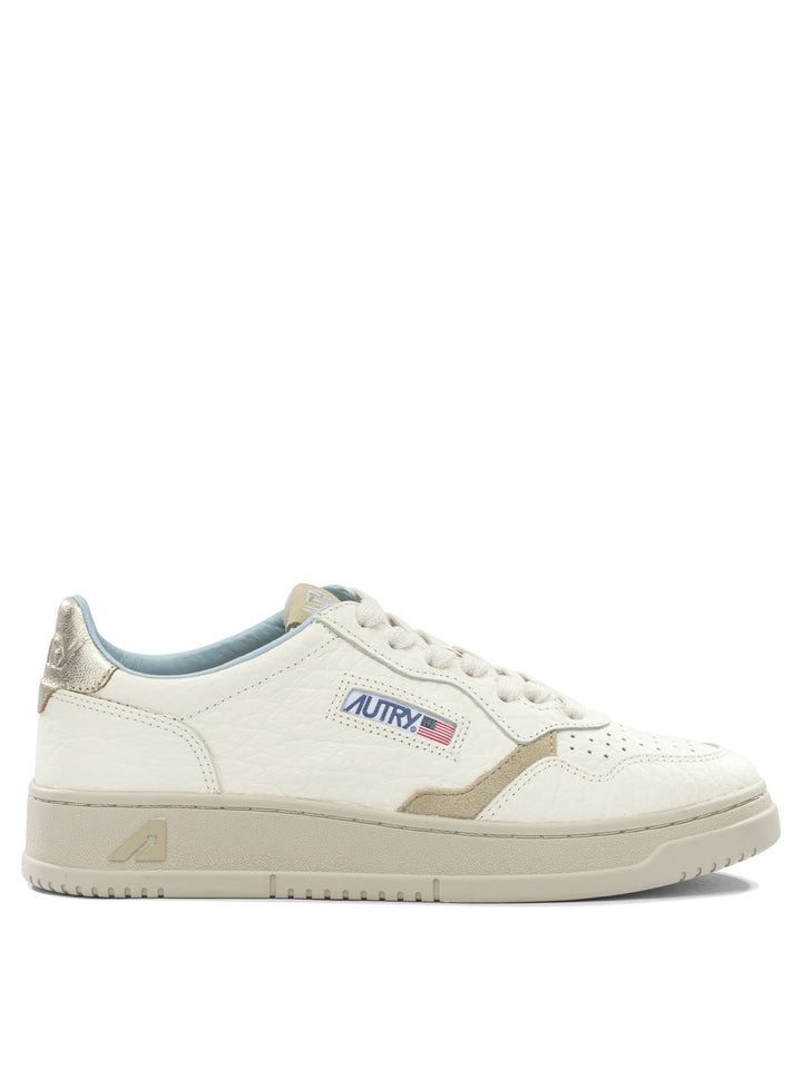 Autry Medalist Low Sponge Sneakers & Slip-On - Beige | b71dabf6c8edd9a4e05e08c0ec4fac833fb40120
