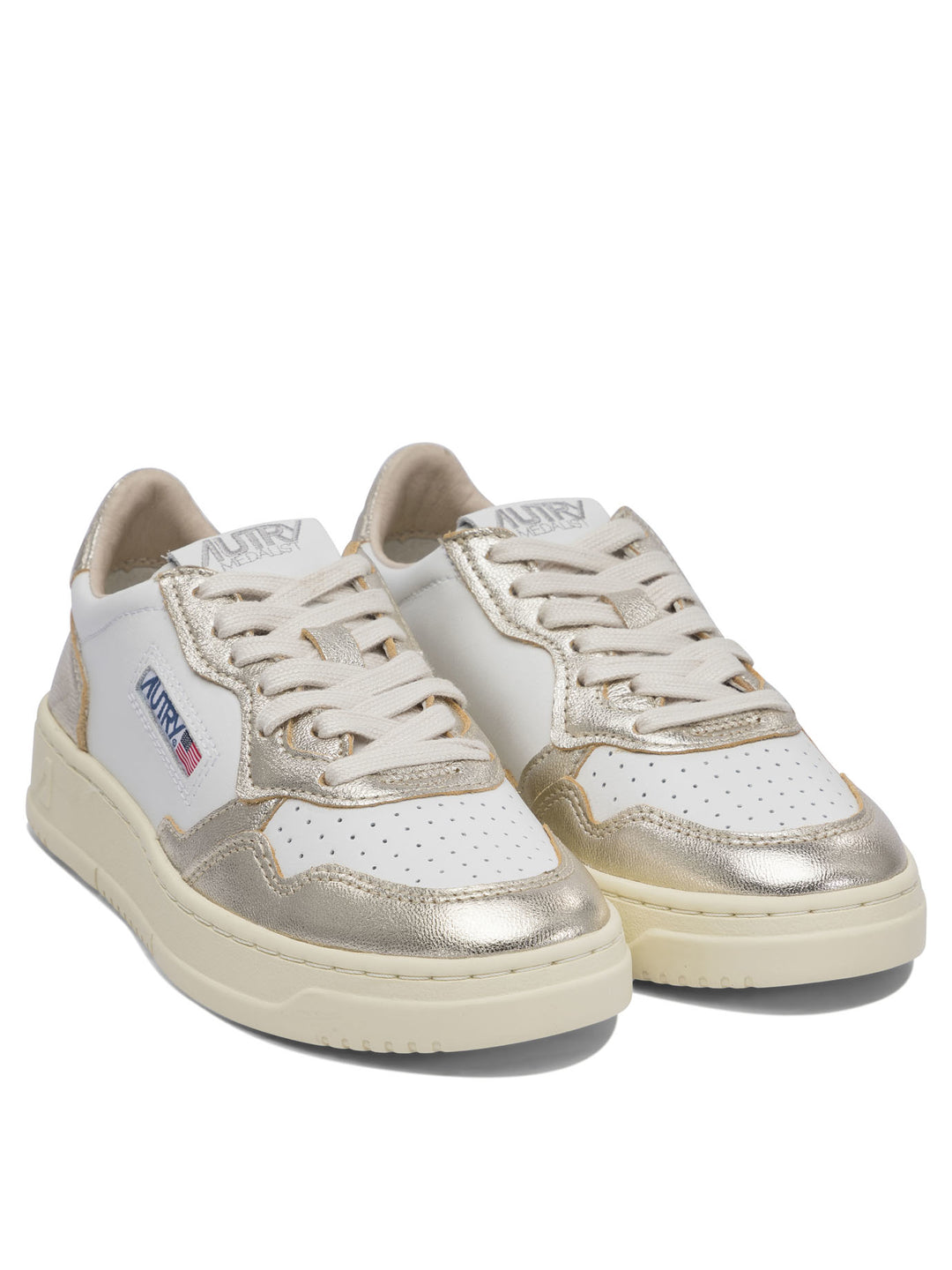 Autry Medalist Low Sneakers & Slip-On - White | 8b8047c069ddb5080a1ea8438a87eb32d840d7d1