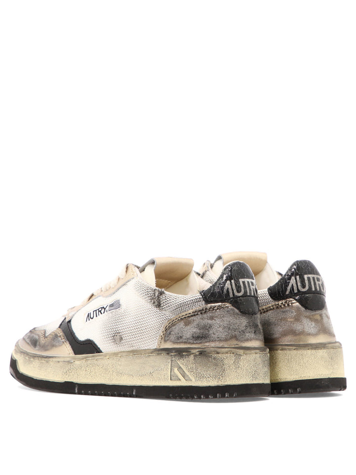 Autry  Sneakers & Slip-On - White | 8bc482c09d7a3bf92477874c93cb70f75e811cc6