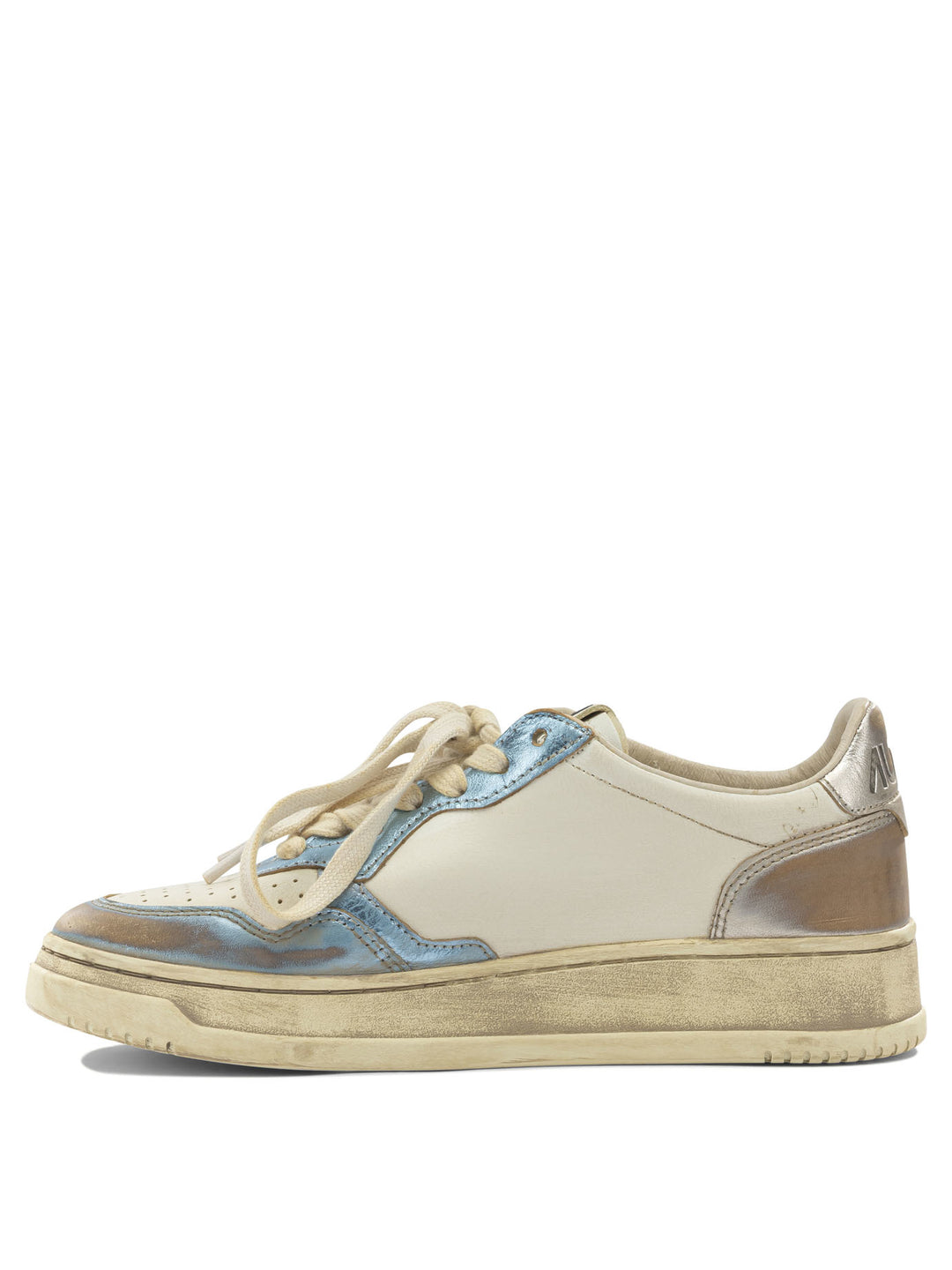 Autry Medalist Low Super Vintage Sneakers & Slip-On - Light blue | fb46533d8bbf1f7e929c5b6d816af596e4bb55cf