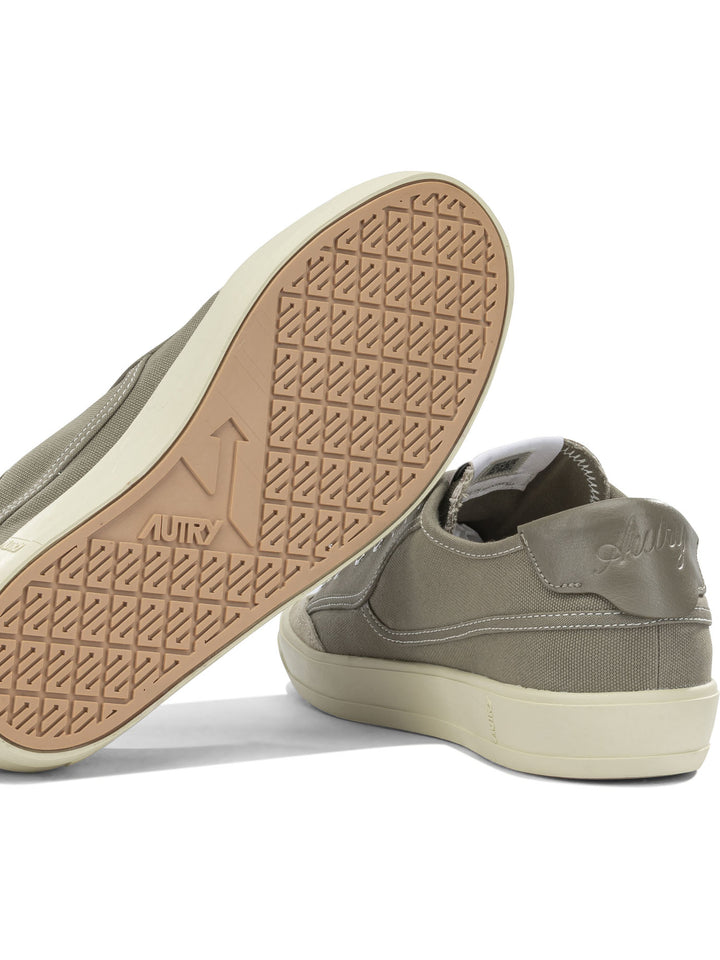Autry Windscape Low Sneakers & Slip-On - Green | 94161a54677f31e4dd56419f3f84810ff5443d34