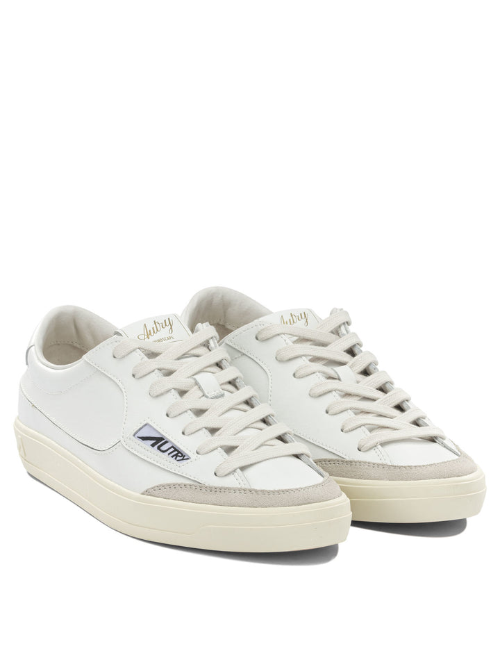 Autry Windscape Low Sneakers & Slip-On - White | fae5f56e580cb579f574a9b0e77143f6e276e019