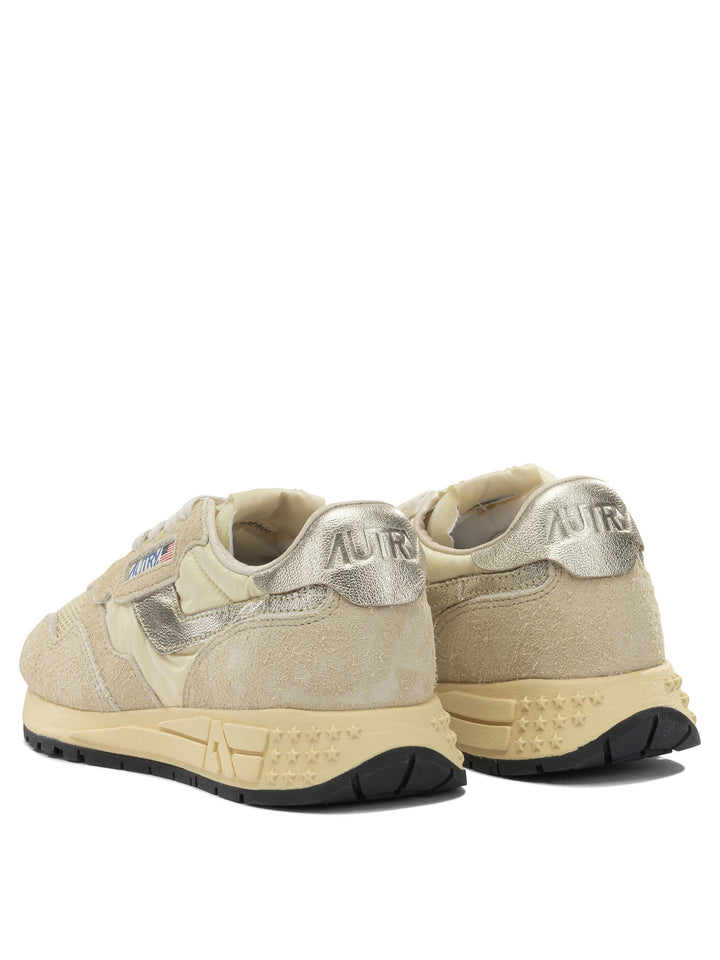 Autry  Sneakers & Slip-On - Beige | 33f789c13a017d6659c6d0019a4087b011460900