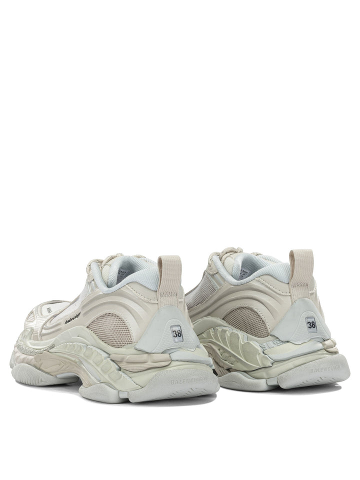 Balenciaga Triple S.2 Sneakers & Slip-On - White | b4740ac489374924c9bde25d22b458e3c6b0f588