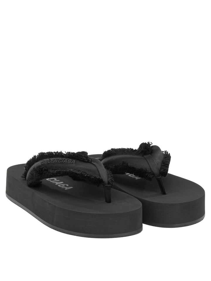 Balenciaga Jet Leg Sandals - Black | 2006e1f104e6b95fd4a75894b12e4c6b6d89a0e1