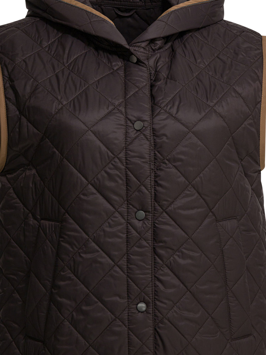 Brunello Cucinelli Lightweight Nylon Quilted Sleeveless Jacket Jackets and Coats - Black | b327c8fb22d729442fb8c4b2cb95db2459d2bf01