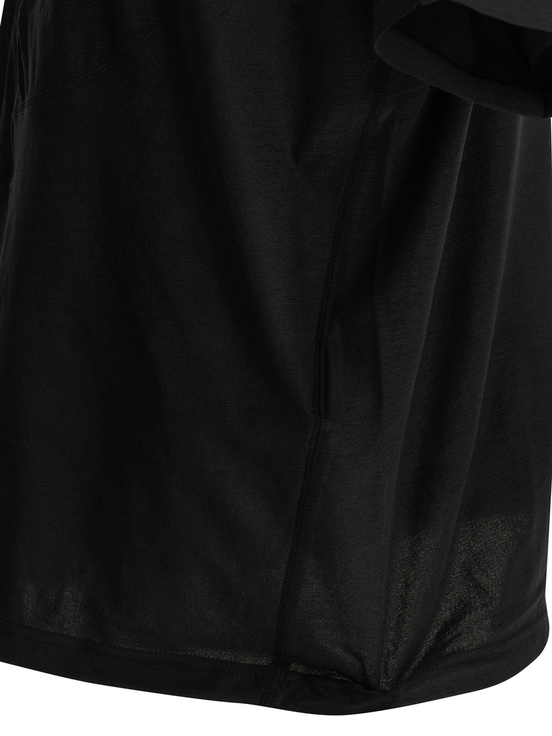 Daiwa Pier 39 Tech Run-Gun T-shirts - Black | 72dba15302e00378f2d6d35480ab77b3a422ba5d