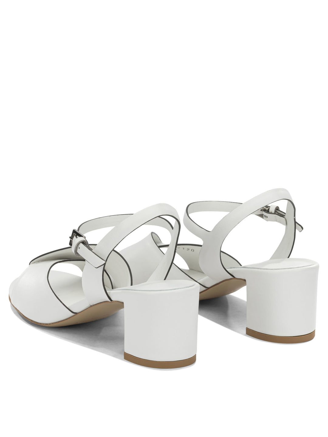 Del Carlo  Sandals - White | 0dd3b9b8f1b797f5b766d59294c2d8410cf39463