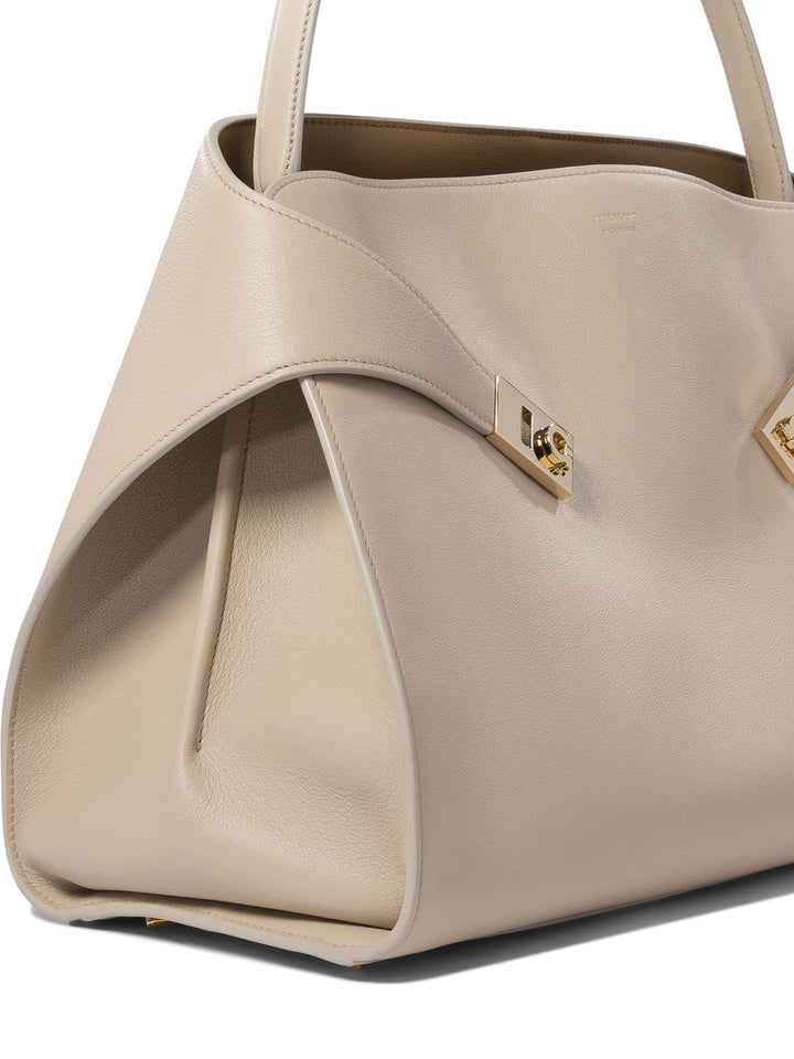Ferragamo  Shoulder Bags - Beige | 359db97de80033f1ade98f3431f4dfc114873ee5
