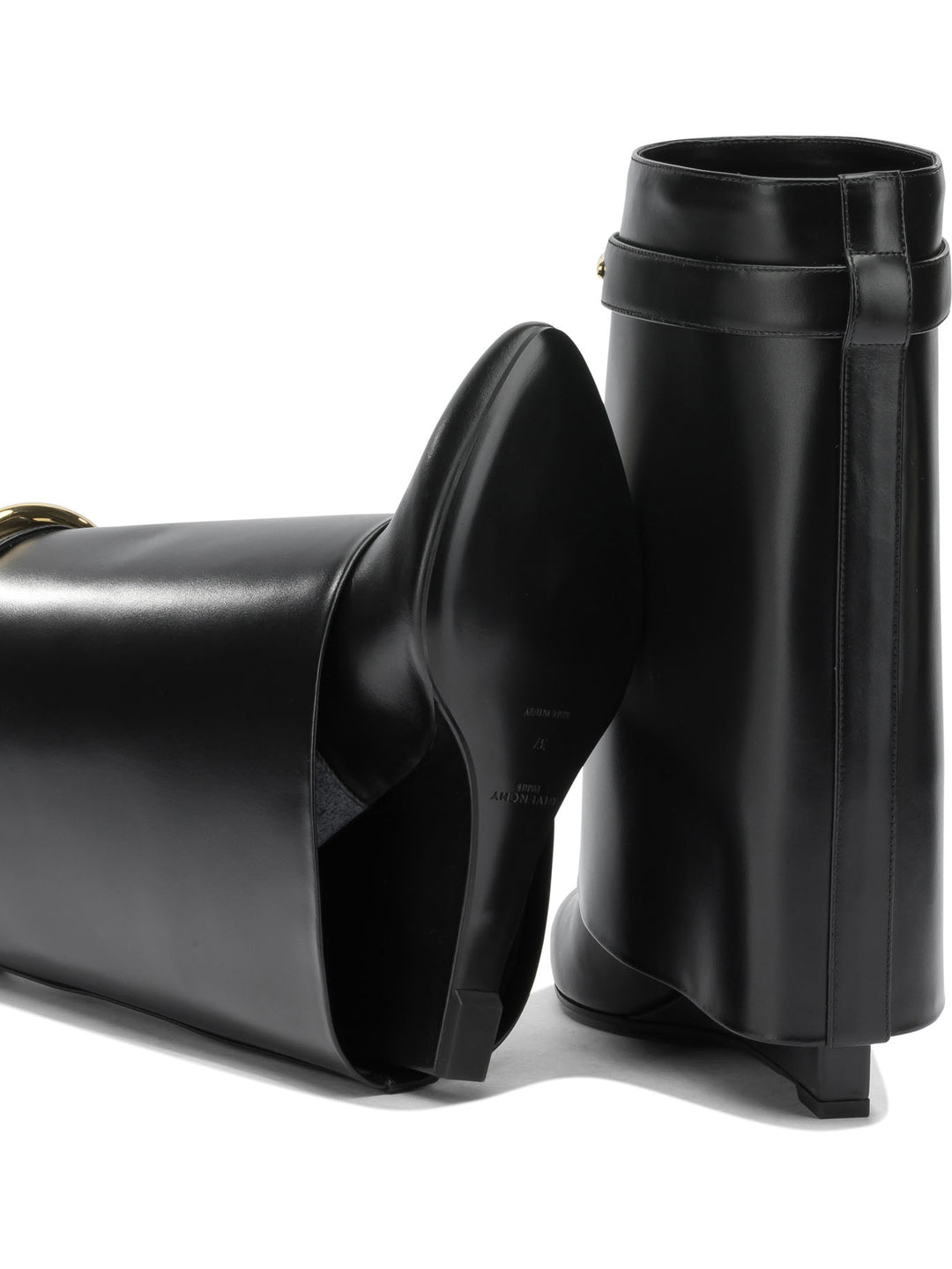 Givenchy Boots & Ankle Boots Boots and Ankle Boots - Black | 5702b008bdea23689f7e74dcb8c92a0ee55d093a