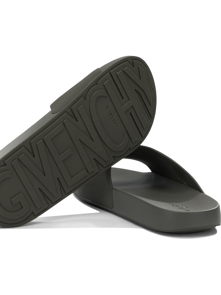 Givenchy Label Sandals - Green | 2b4b7e19ca59fa013f8d7a510ed52aec33e57919