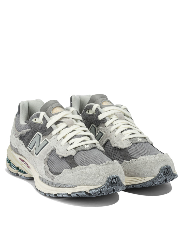 New Balance 2002r Protection Pack Sneakers & Slip-On - Grey | b31157a18bb01f2bc1f82fa293b94800e196454e