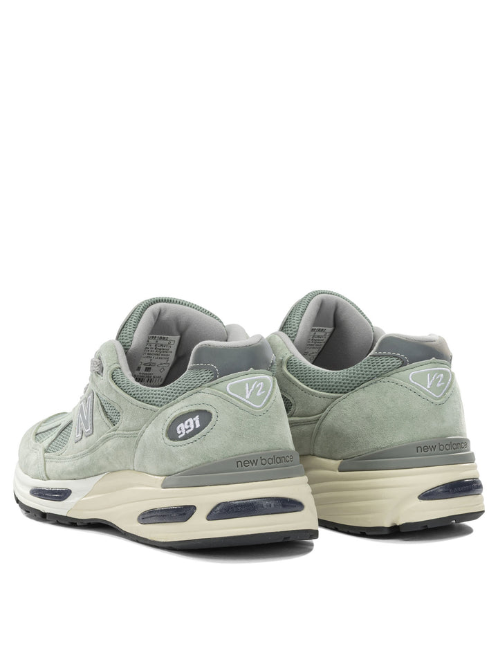 New Balance Made In Uk 991v2 Sneakers & Slip-On - Green | 94d1232a5a74b1aec11b5cfba91d914c7c3f8674