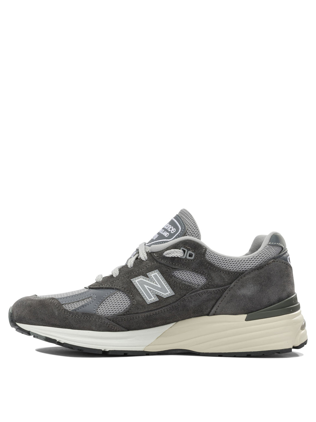 New Balance Made In Uk 991v2 Sneakers & Slip-On - Grey | 0750d212fb9d84aa2846c1d00d68d1bf4192df37