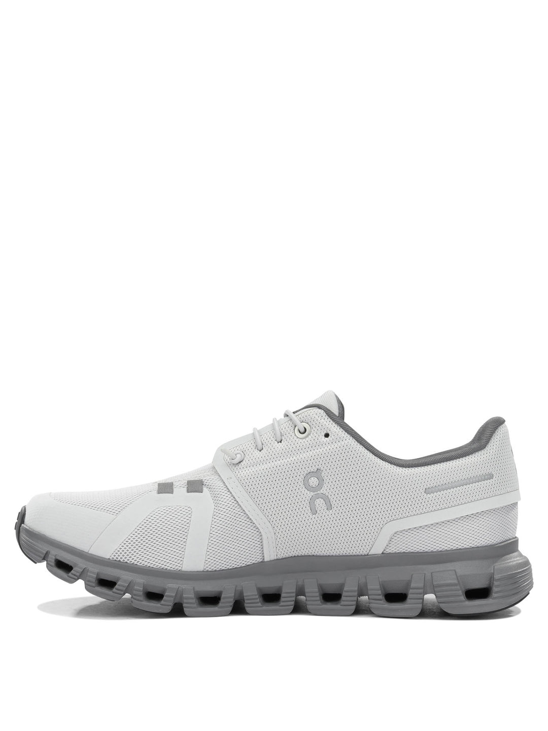 On Running Cloud 6 Sneakers & Slip-On - Grey | 03701877a293bfe2c19c46fe04f91b4cb53cff02