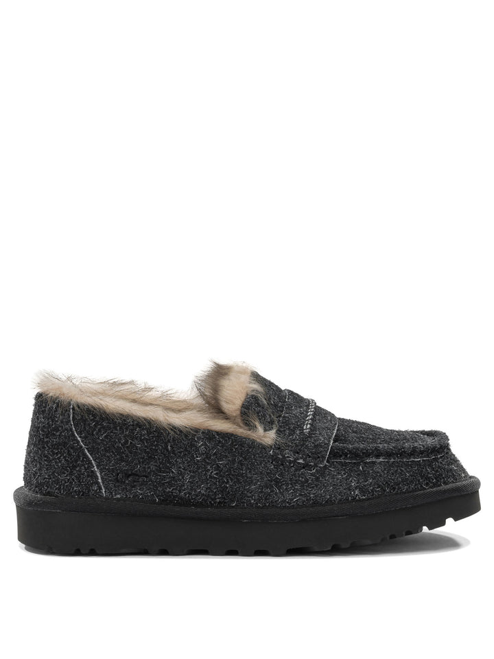 Ugg  Loafers & Slippers - Black | 09618578f305cca2af0b9f1962a4efa5e71cc25e