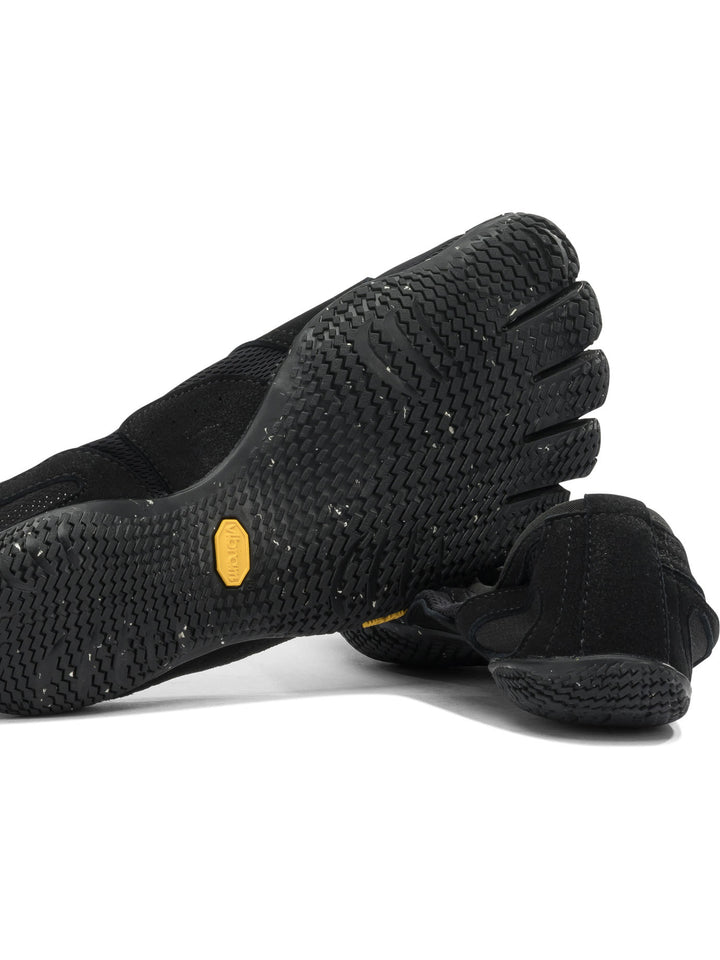Vibram Fivefingers Jaya Evo Sneakers & Slip-On - Black | 59caf75645f4a3efe5be85e745aeca87ef5be4a6