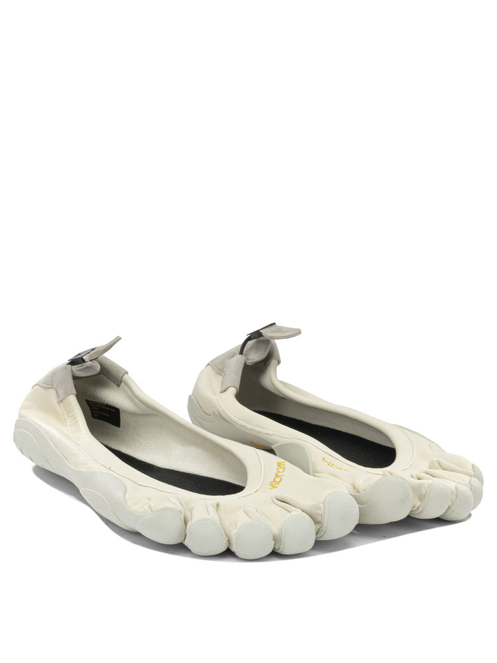 Vibram Fivefingers Classic Evo Sneakers & Slip-On - White | 5f3072ab983843f897b5409ff944423941f76c9c