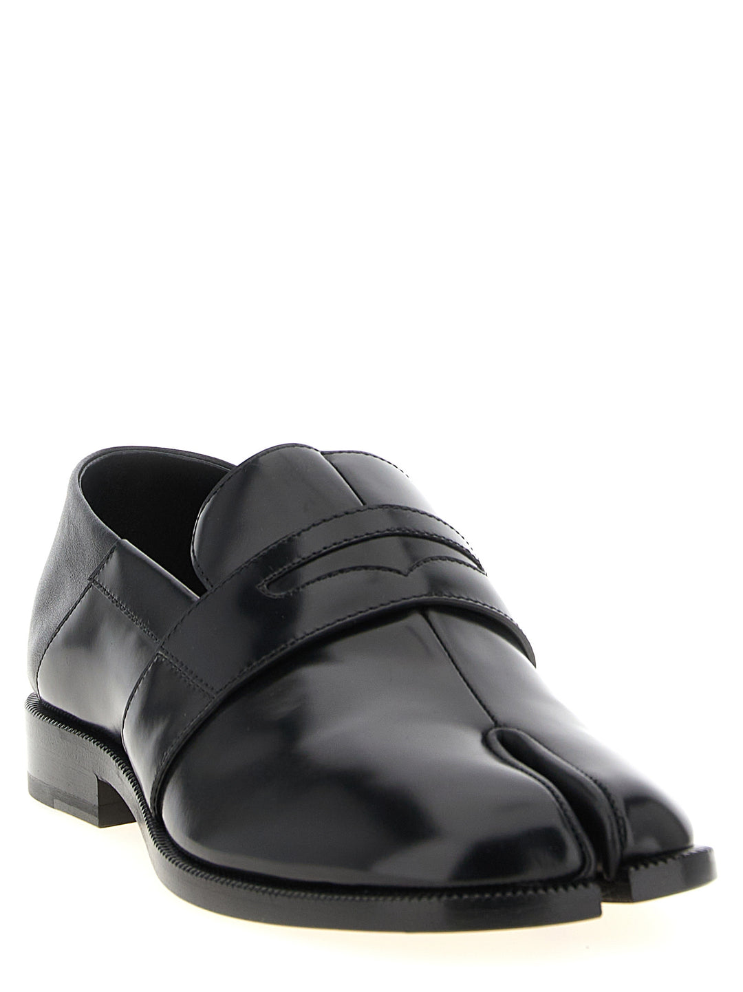 Maison Margiela Tabi Loafers - Black | 5774adceb5ef265917fed1766e13e705b5d05bd1