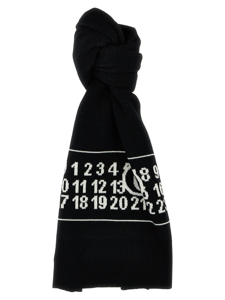 Numeric Scarves, Foulards White/Black