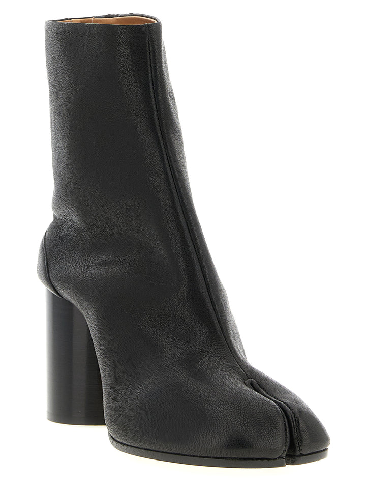 Maison Margiela Tabi Boots and Ankle Boots - Black | 94e44f689c79d8c56877c5e309c6271798fbddc8
