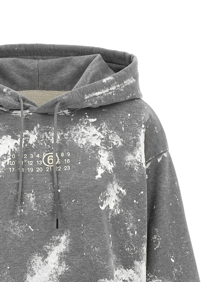 Mm6 Maison Margiela Numeric Signature Mm6 Sweatshirt - Gray | f67ab00f7e151c09d06c2f39b052220625829293