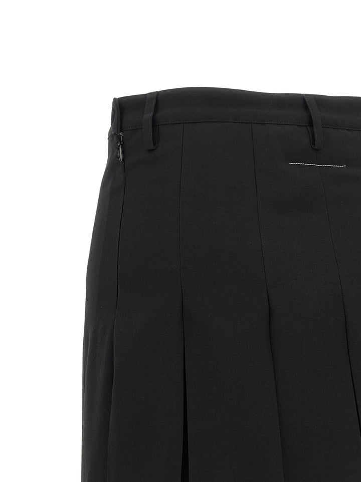 Mm6 Maison Margiela Overlapping Pleated Skirt Skirts - Black | a16d9eeaf49807e557a234694a43a0fd39d79016