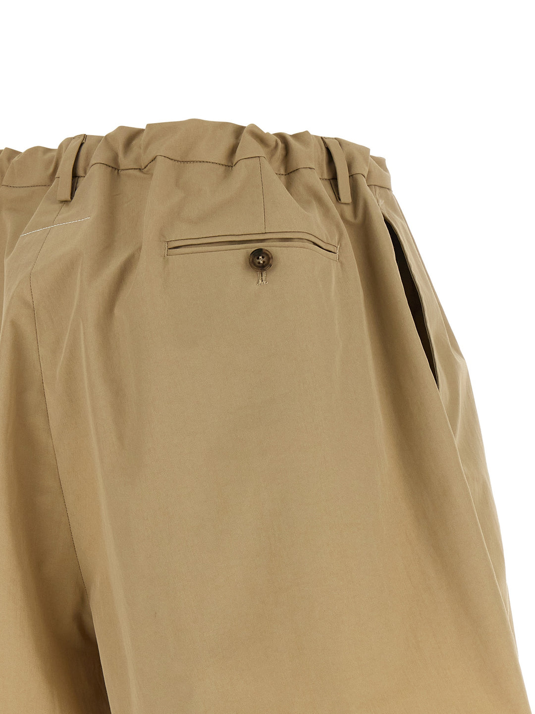 Mm6 Maison Margiela White Stitch Line Bermuda and Short - Beige | cb83f45bd6797f321cd22fbb679999b2fe7567b1